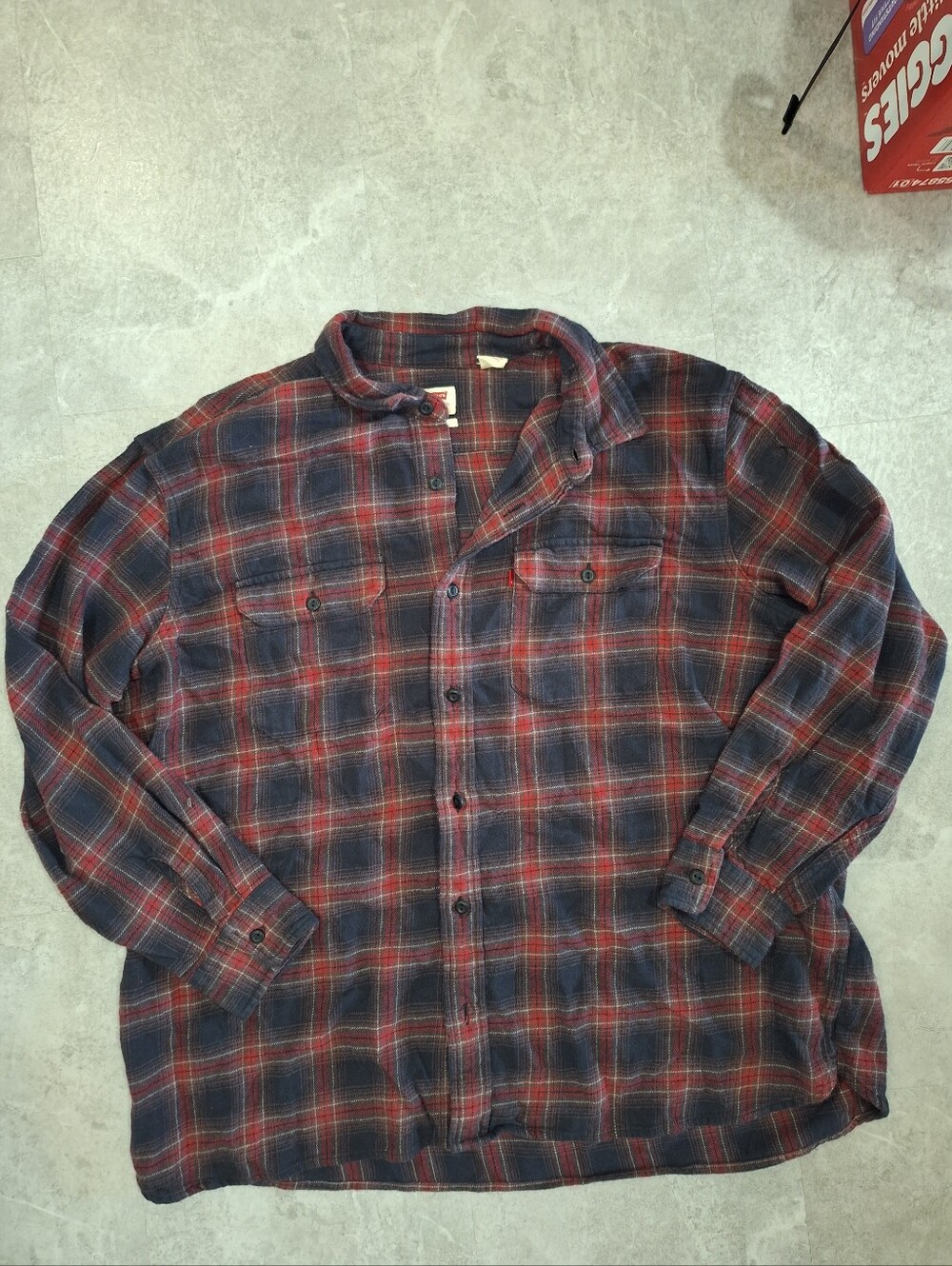 Levi's Red and Charcoal Grey Plaid Button-Down Fleece Shirt XXL
